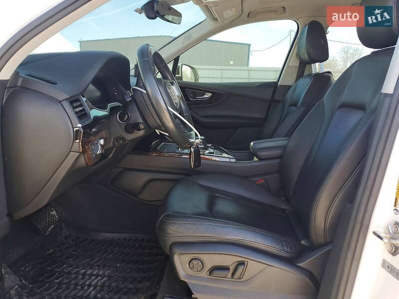 Внедорожник / Кроссовер Audi Q7 2018 в Львове фото 7 Внедорожник / Кроссовер Audi Q7 2018 в Львове