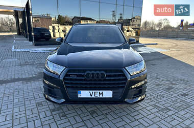 Внедорожник / Кроссовер Audi Q7 2016 в Запорожье
