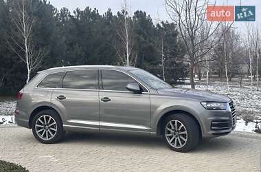 Внедорожник / Кроссовер Audi Q7 2016 в Днепре