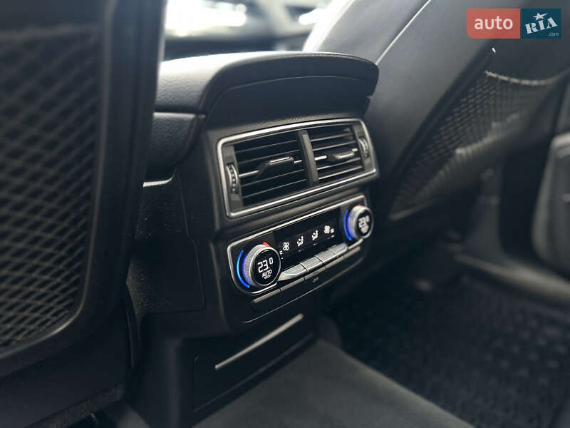 Внедорожник / Кроссовер Audi Q7 2016 в Житомире
