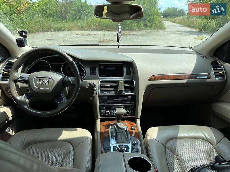 Внедорожник / Кроссовер Audi Q7 2012 в Киеве
