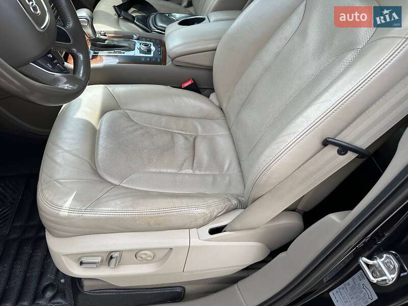 Внедорожник / Кроссовер Audi Q7 2012 в Киеве