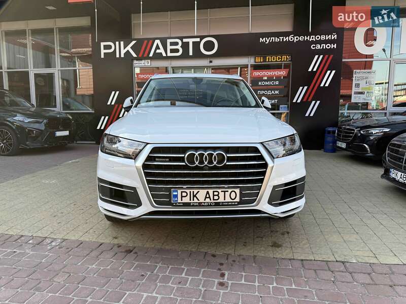 Позашляховик / Кросовер Audi Q7 2018 в Львові