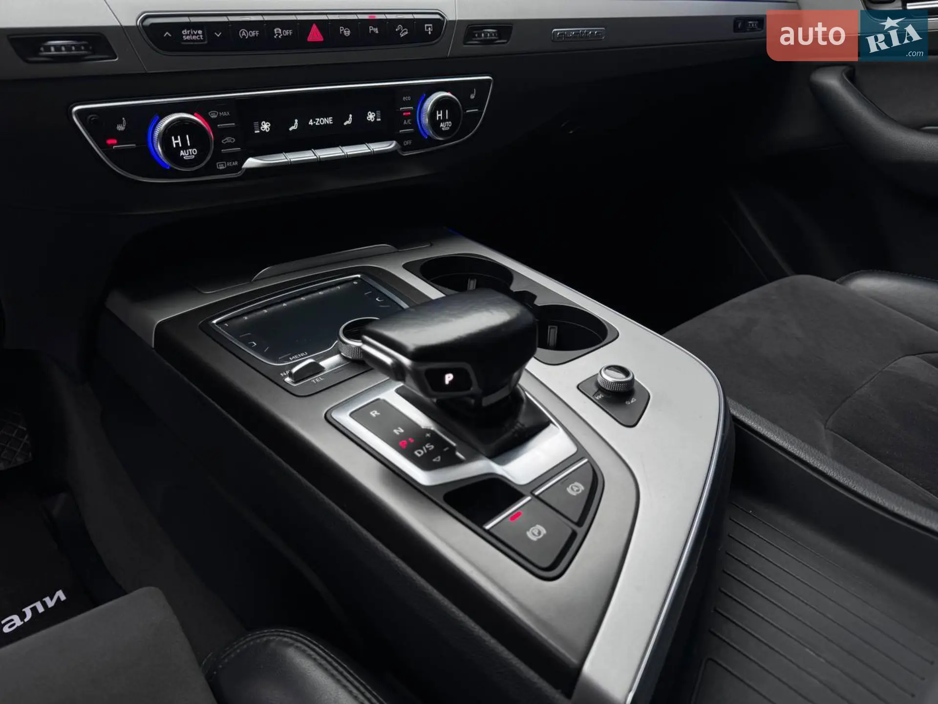 2016 Audi Q7 - мініатюра 15