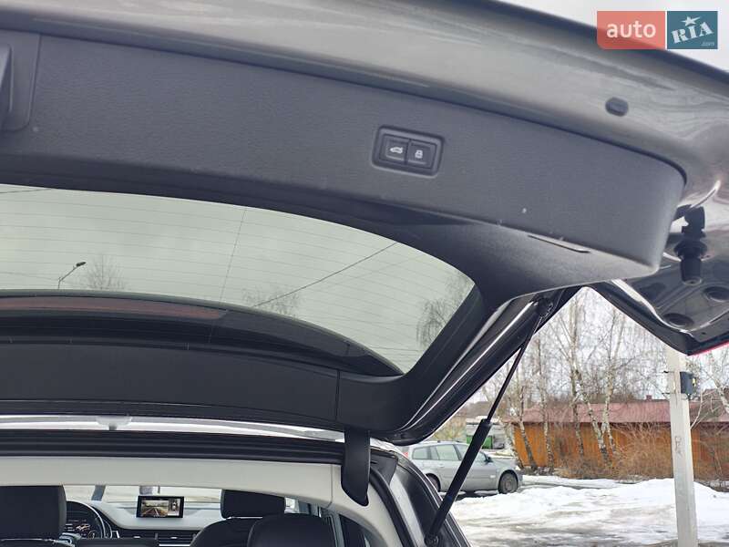 Внедорожник / Кроссовер Audi Q7 2017 в Ровно