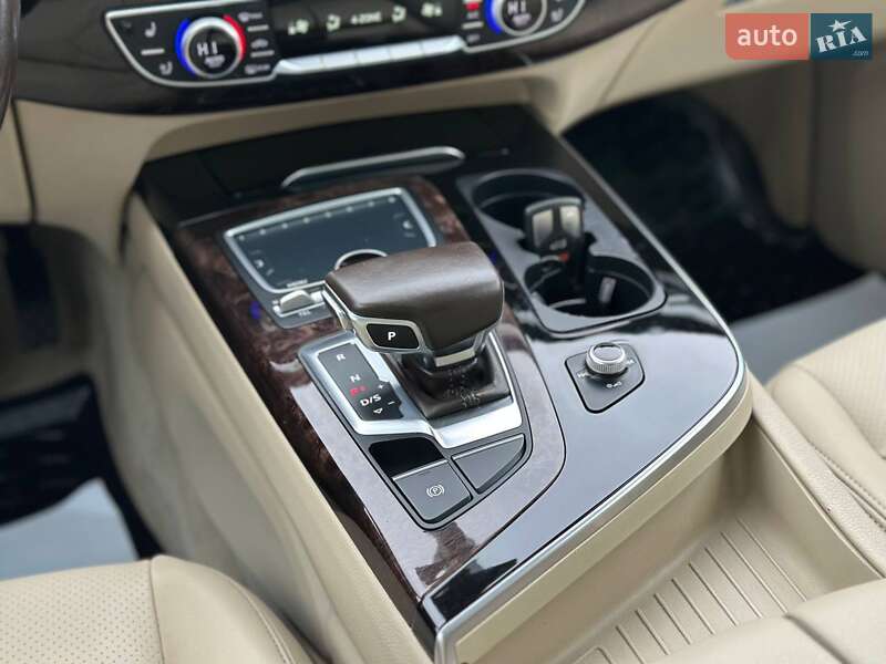Внедорожник / Кроссовер Audi Q7 2017 в Львове фото 35 Внедорожник / Кроссовер Audi Q7 2017 в Львове