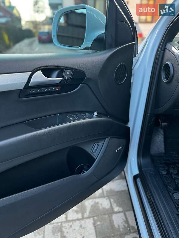 Внедорожник / Кроссовер Audi Q7 2015 в Коломые фото 19 Внедорожник / Кроссовер Audi Q7 2015 в Коломые