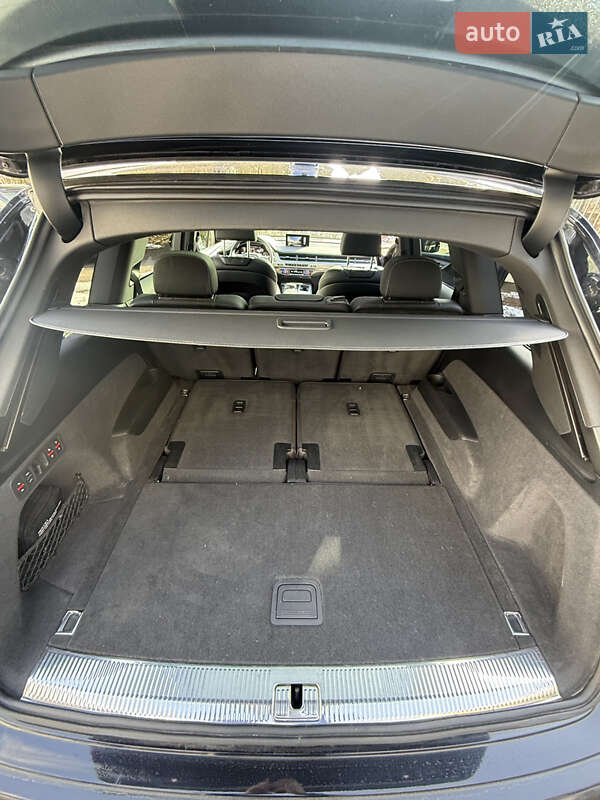 Позашляховик / Кросовер Audi Q7 2018 в Луцьку