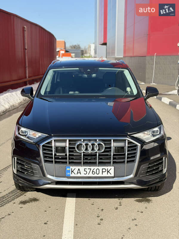 Внедорожник / Кроссовер Audi Q7 2019 в Киеве