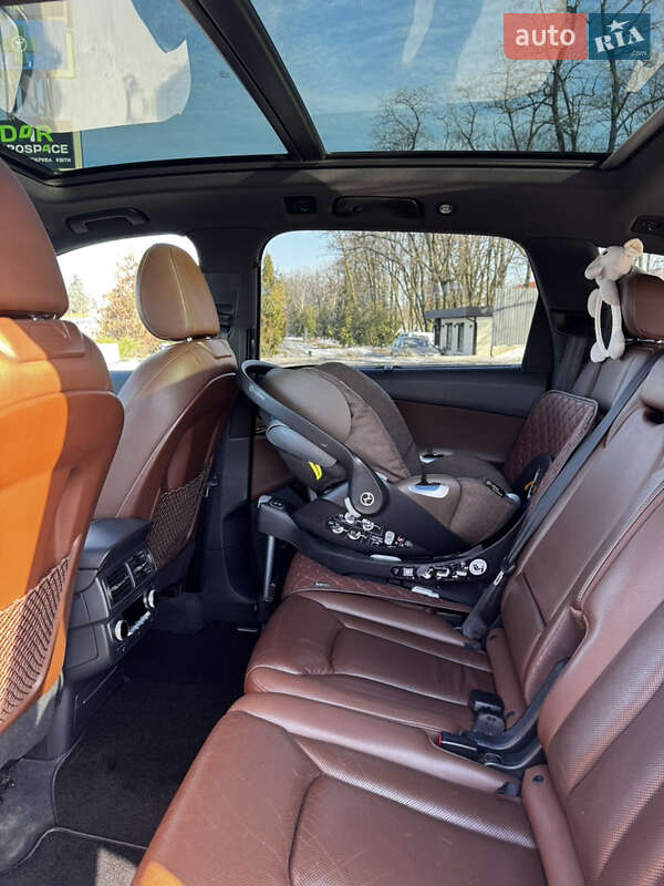 Позашляховик / Кросовер Audi Q7 2016 в Умані