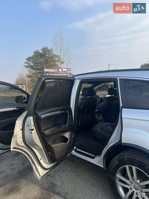 Внедорожник / Кроссовер Audi Q7 2012 в Любомле