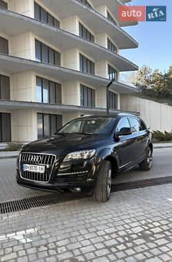 Позашляховик / Кросовер Audi Q7 2010 в Одесі