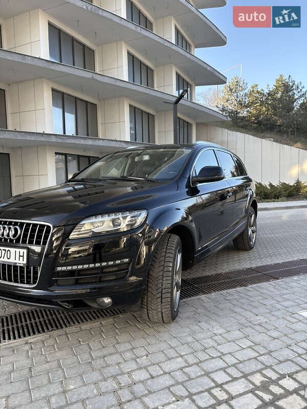 Позашляховик / Кросовер Audi Q7 2010 в Одесі