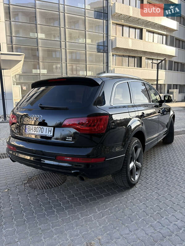 Позашляховик / Кросовер Audi Q7 2010 в Одесі