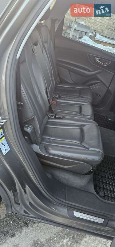 Позашляховик / Кросовер Audi Q7 2017 в Києві фото 7 Позашляховик / Кросовер Audi Q7 2017 в Києві