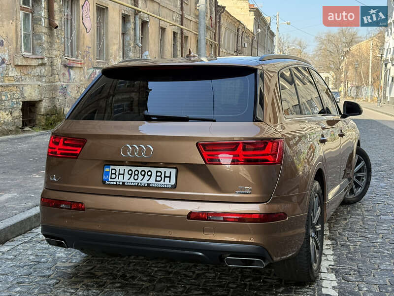 Внедорожник / Кроссовер Audi Q7 2017 в Одессе