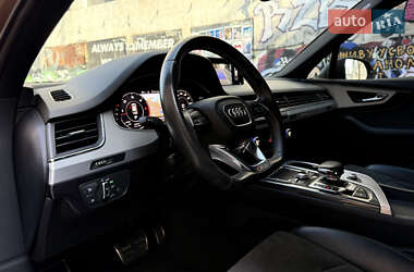 Внедорожник / Кроссовер Audi Q7 2017 в Одессе