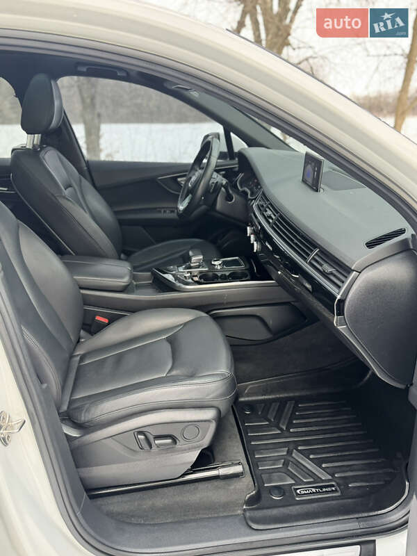 Позашляховик / Кросовер Audi Q7 2018 в Тульчині фото 17 Позашляховик / Кросовер Audi Q7 2018 в Тульчині