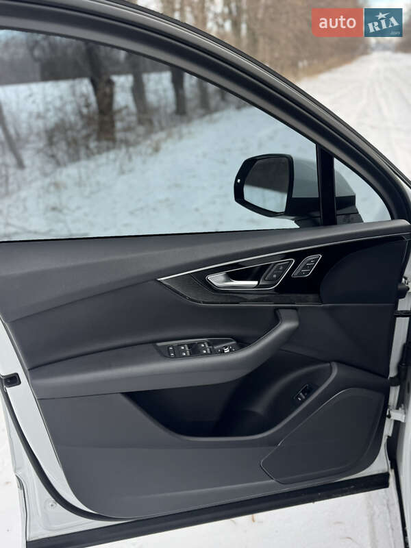 Позашляховик / Кросовер Audi Q7 2018 в Тульчині фото 19 Позашляховик / Кросовер Audi Q7 2018 в Тульчині