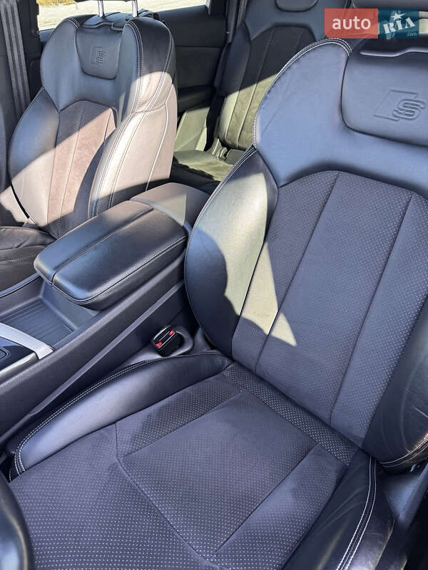 Позашляховик / Кросовер Audi Q7 2017 в Ірпені фото 32 Позашляховик / Кросовер Audi Q7 2017 в Ірпені