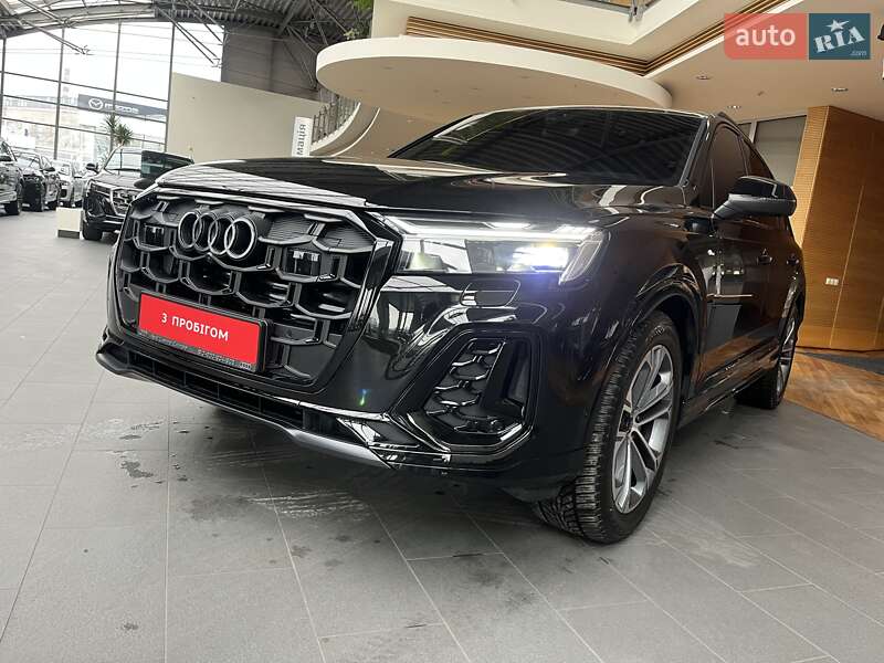 Позашляховик / Кросовер Audi Q7 2025 в Дніпрі