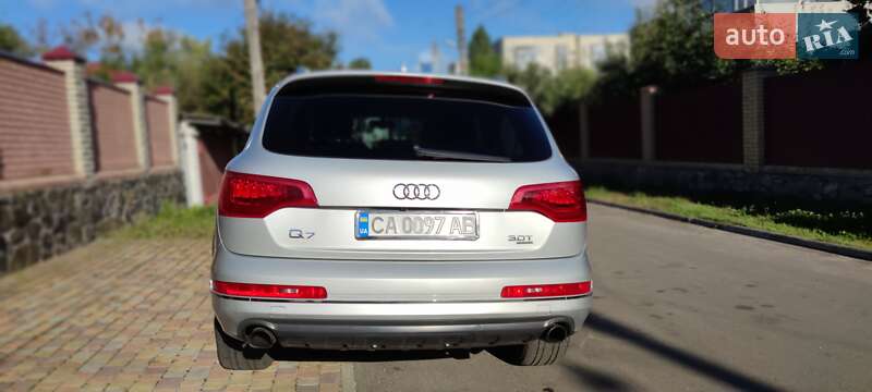 Позашляховик / Кросовер Audi Q7 2014 в Черкасах