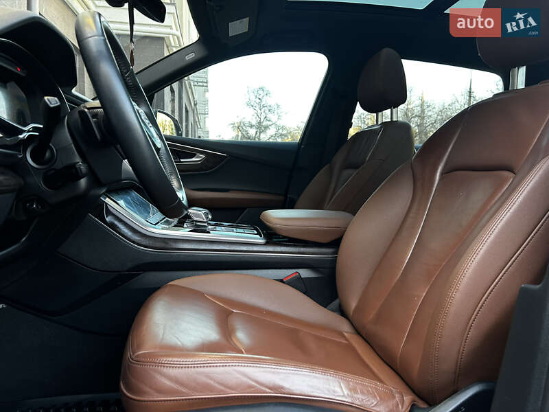 Внедорожник / Кроссовер Audi Q7 2020 в Николаеве