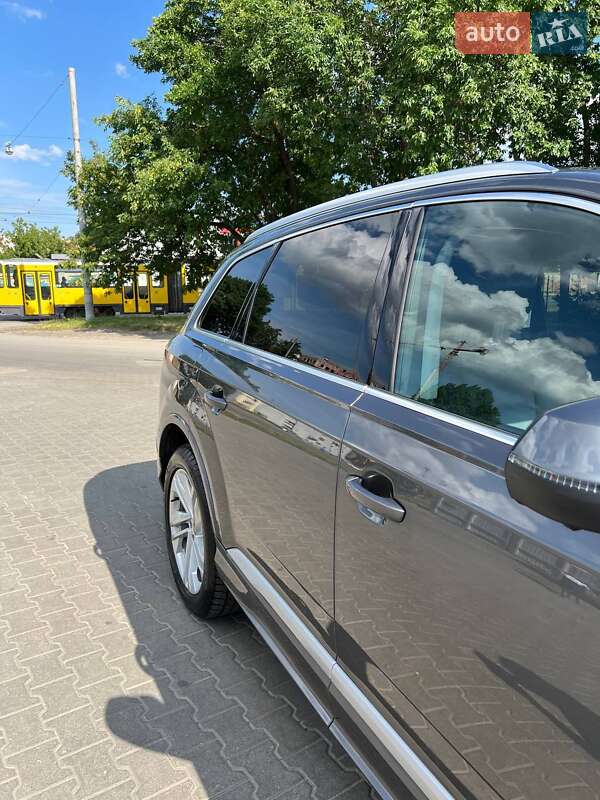 Позашляховик / Кросовер Audi Q7 2020 в Львові фото 91 Позашляховик / Кросовер Audi Q7 2020 в Львові
