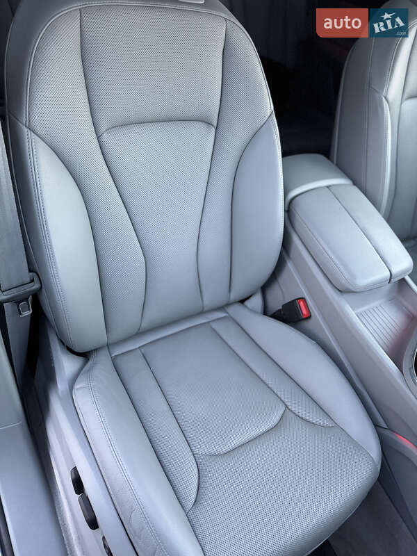 Позашляховик / Кросовер Audi Q7 2017 в Києві фото 43 Позашляховик / Кросовер Audi Q7 2017 в Києві