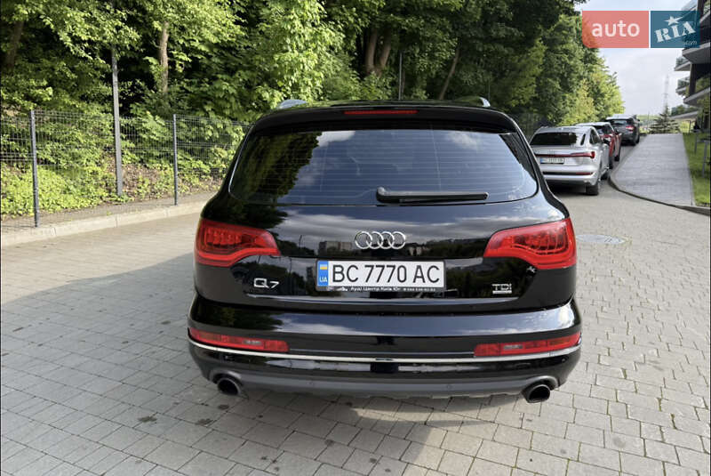Позашляховик / Кросовер Audi Q7 2014 в Львові
