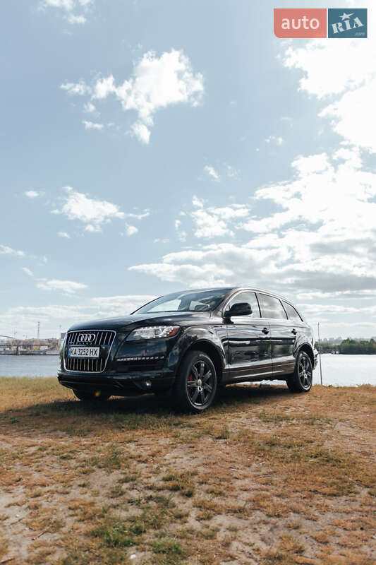 Внедорожник / Кроссовер Audi Q7 2011 в Киеве