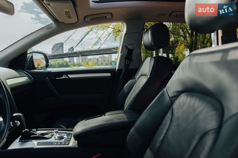 Внедорожник / Кроссовер Audi Q7 2011 в Киеве