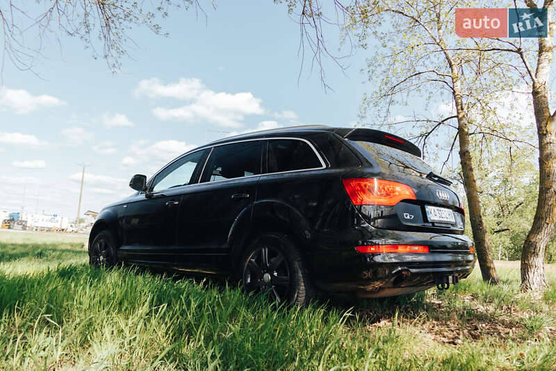 Внедорожник / Кроссовер Audi Q7 2011 в Киеве