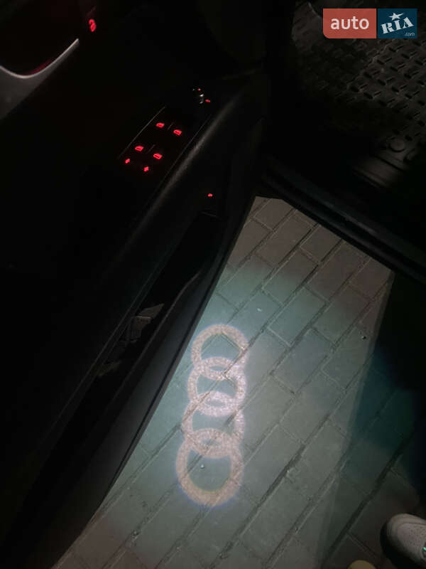Внедорожник / Кроссовер Audi Q7 2011 в Киеве