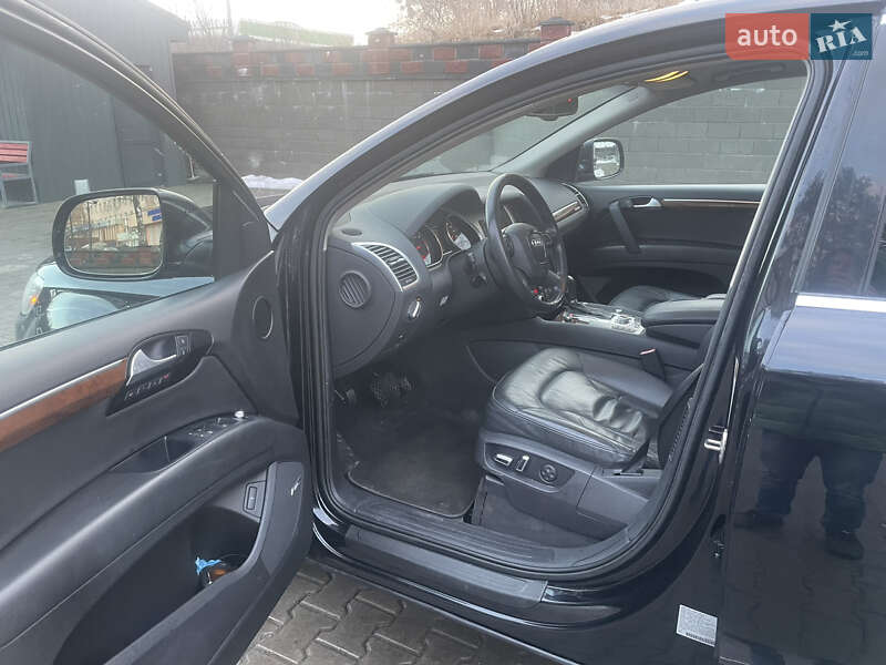 Позашляховик / Кросовер Audi Q7 2011 в Рівному фото 38 Позашляховик / Кросовер Audi Q7 2011 в Рівному
