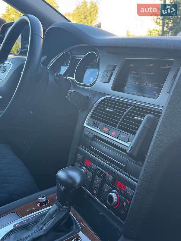 Внедорожник / Кроссовер Audi Q7 2015 в Львове