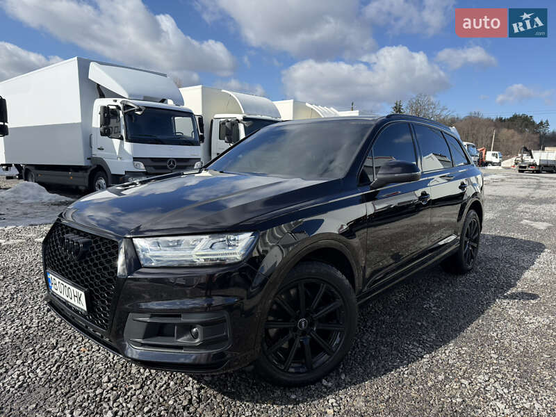 Позашляховик / Кросовер Audi Q7 2018 в Вінниці