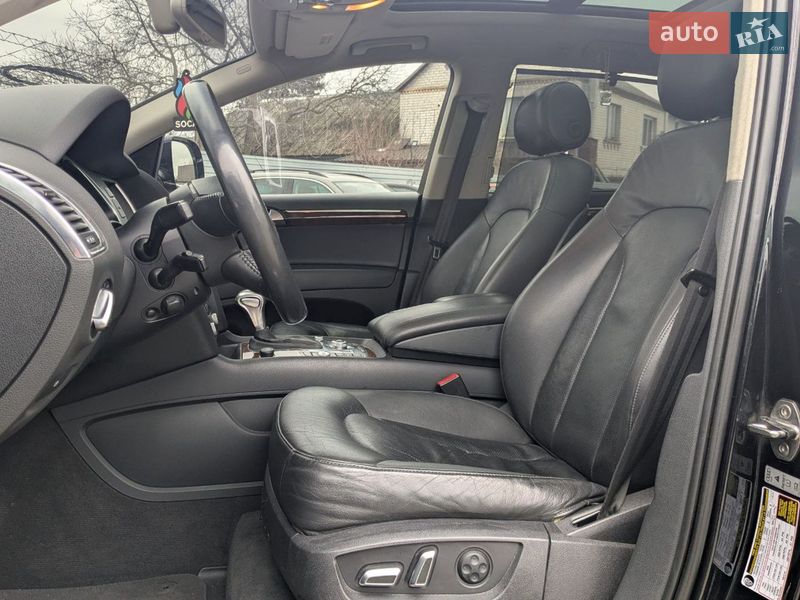 Позашляховик / Кросовер Audi Q7 2013 в Києві