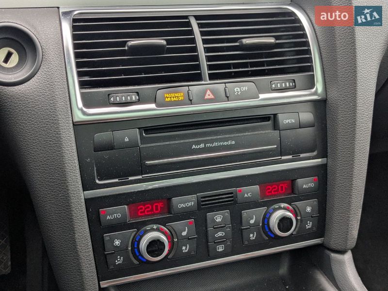 Позашляховик / Кросовер Audi Q7 2013 в Києві