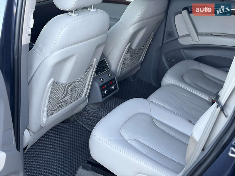 Внедорожник / Кроссовер Audi Q7 2013 в Ровно фото 34 Внедорожник / Кроссовер Audi Q7 2013 в Ровно