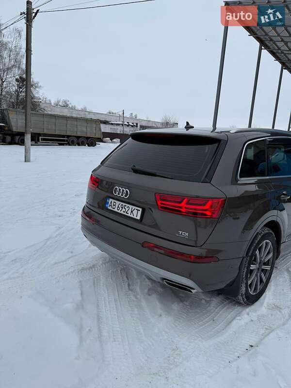 Позашляховик / Кросовер Audi Q7 2018 в Вінниці