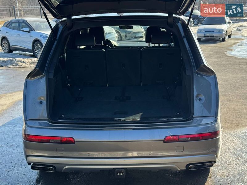 Позашляховик / Кросовер Audi Q7 2017 в Кам'янець-Подільському