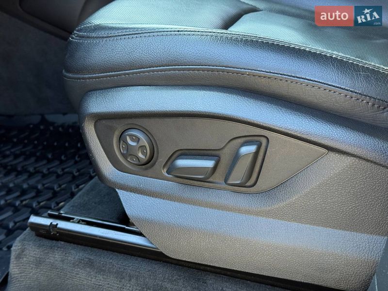 Позашляховик / Кросовер Audi Q7 2017 в Кам'янець-Подільському