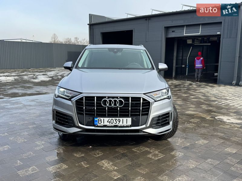 Внедорожник / Кроссовер Audi Q7 2021 в Полтаве