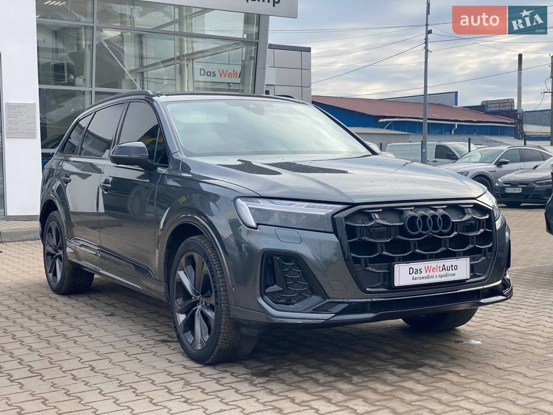 2025 Audi Q7 - фото 1