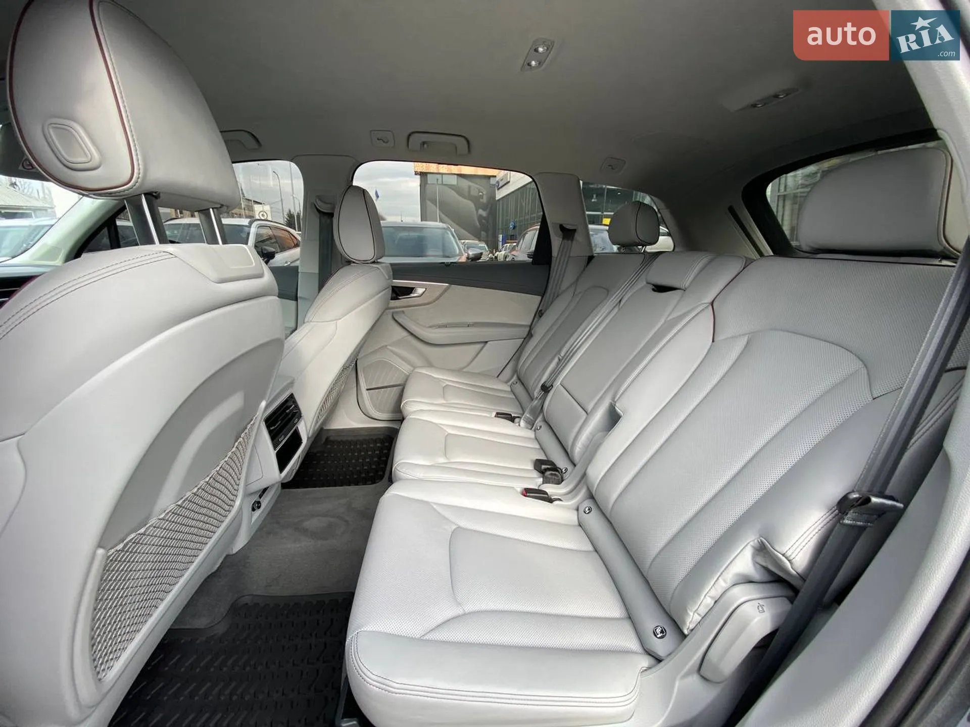 2025 Audi Q7 - мініатюра 10