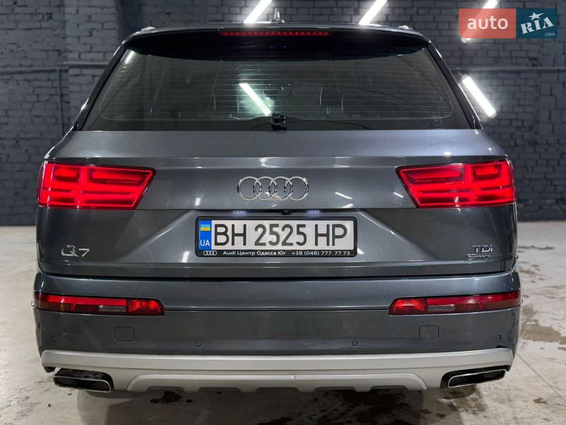 Внедорожник / Кроссовер Audi Q7 2015 в Киеве