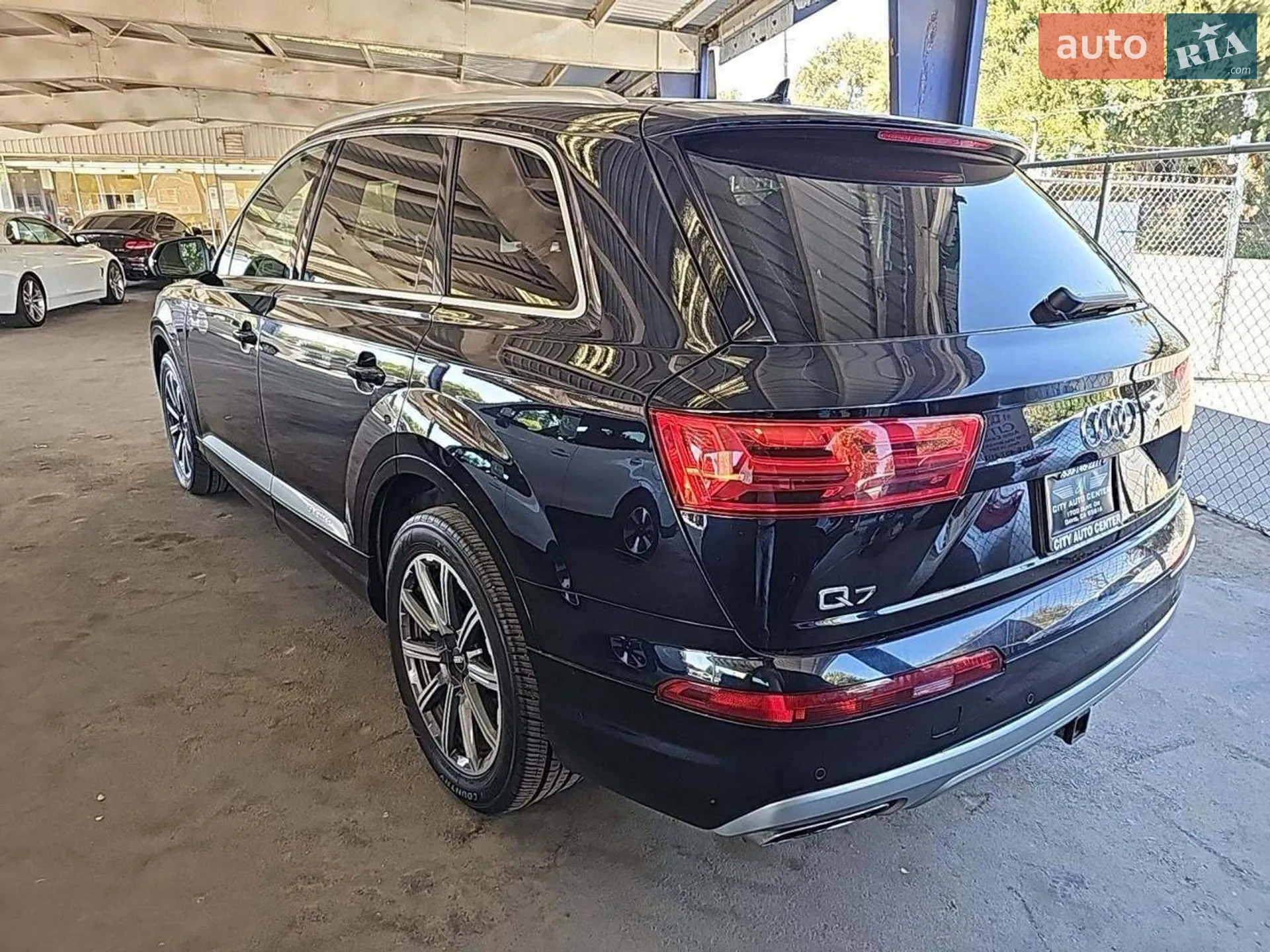 2017 Audi Q7 - мініатюра 12