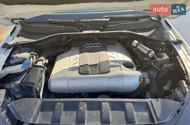 Позашляховик / Кросовер Audi Q7 2010 в Волочиську