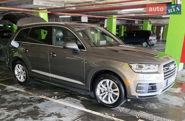 Позашляховик / Кросовер Audi Q7 2017 в Львові